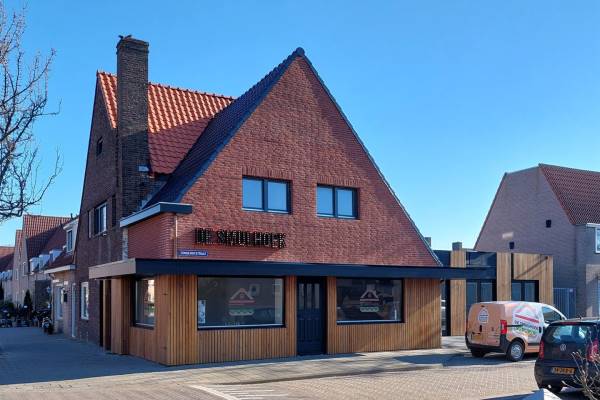 Horecapand (cafetaria) met bovenwoning, Helmond, Noord-Brabant, Nederland